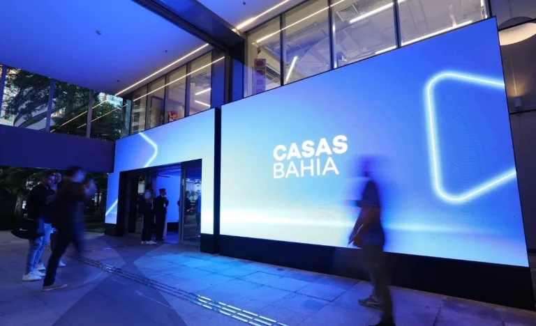 Casas Bahia (BHIA3) Capta R$ 200 Milhões em FIDC de Risco Sacado para Otimizar Estrutura de Capital