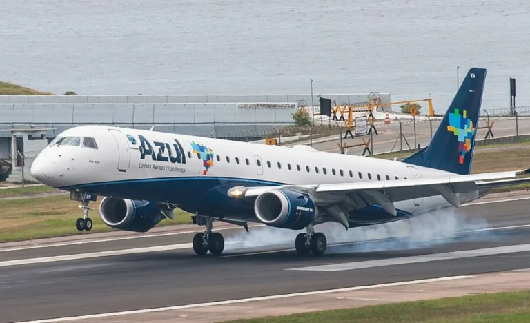 Azul (AZUL53) Surpreende: Prejuízo Líquido Ajustado de R$ 425,5 Milhões no 4T25, Revertendo Lucro Anterior