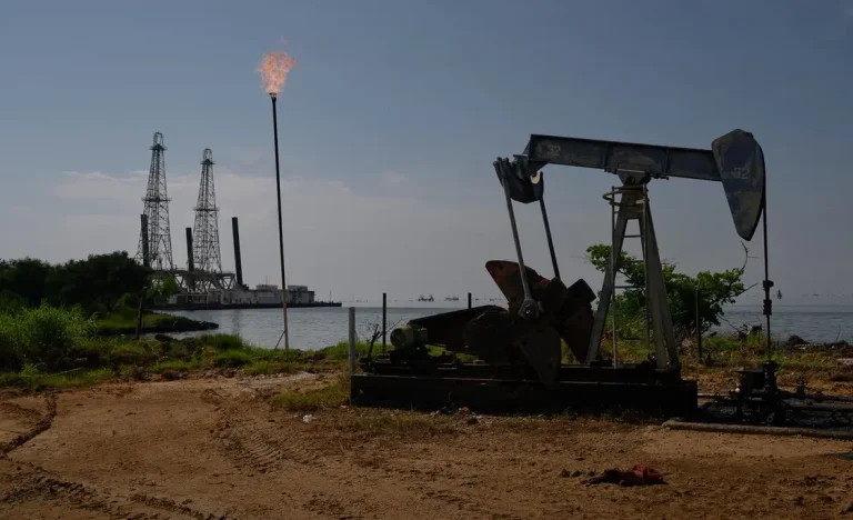 Ações da Petrobras e Prio Disparam com Petróleo WTI Acima de US$ 110, Impulsionadas por Tensões no Irã