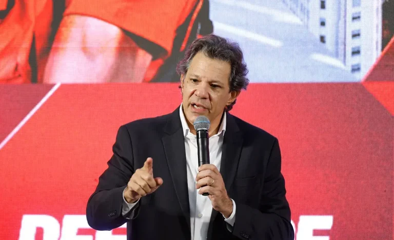 Haddad lança vídeo de pré-campanha em SP destacando obras federais e alfineta governo estadual