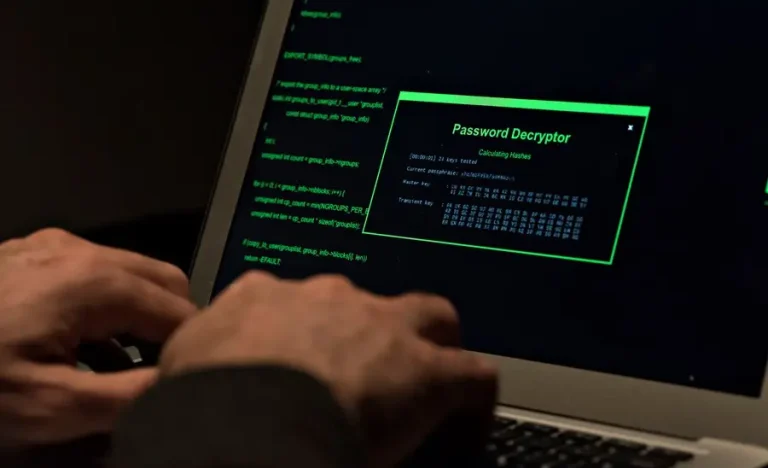 Alerta Cibernético: Banco Rendimento Sofre Ataque Hacker e Normaliza Serviços; Setor Financeiro em Xeque