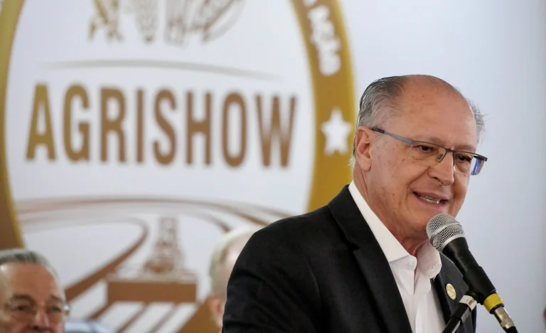 Alckmin promete seguro rural aprimorado com responsabilidade fiscal e anuncia R$ 10 bi em crédito para máquinas agrícolas