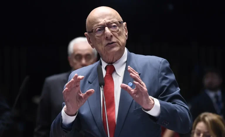 Senador Espiridião Amin critica indicações “jovens” para o STF e diz que modelo “não é republicano”