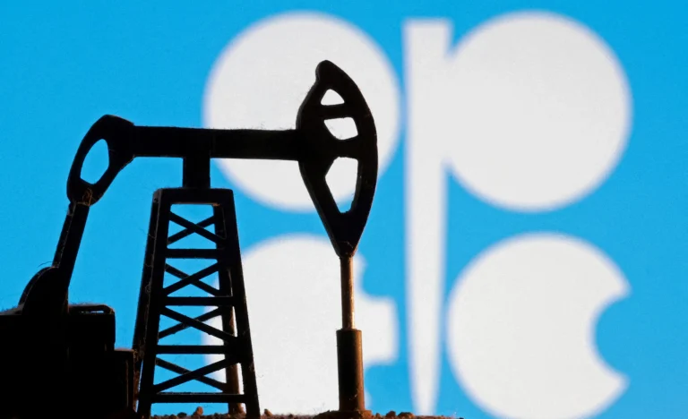 OPEP+ Planeja Aumento de Produção de Petróleo Apesar de Crise no Estreito de Ormuz, Mas Impacto é Limitado