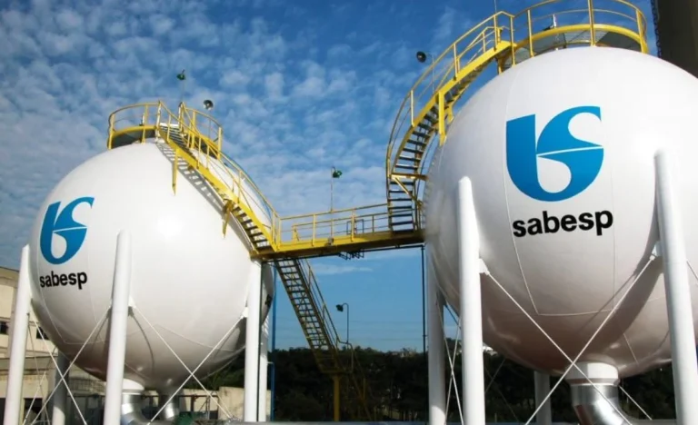 Lucro da Sabesp (SBSP3) dispara 32% no 1º trimestre: Entenda os fatores que impulsionaram o resultado da gigante do saneamento
