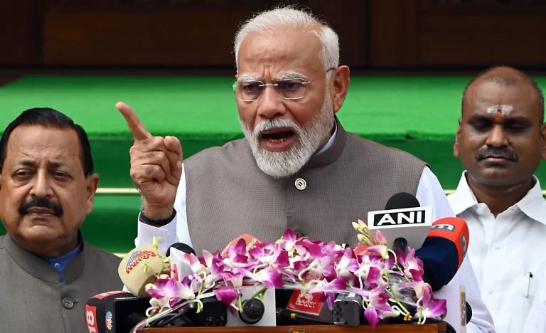 Modi Pede Economia de Combustível na Índia: Home Office e Redução de Viagens como Solução para Preços Globais