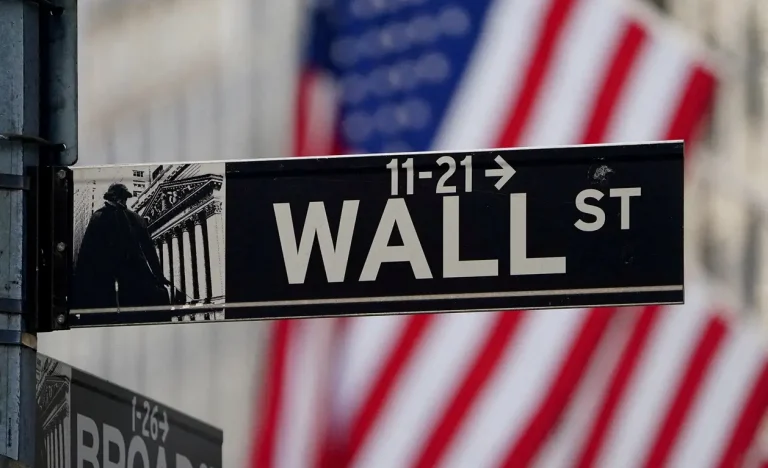 Futuro de Wall Street em Queda: Petróleo Dispara com Tensão Irã-EUA e Inflação no Radar Global