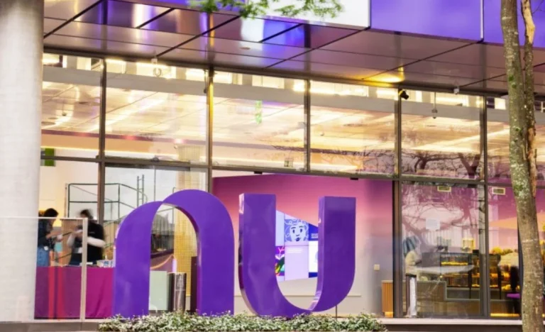 Ações do Nubank (ROXO34) em Queda Livre: Analista Revela Oportunidade de Compra em Meio a Ruídos do Mercado