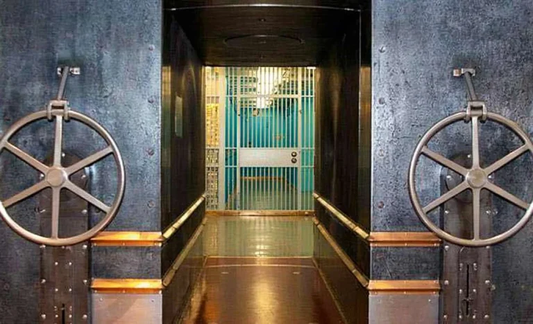 Ouro Bilionário em Nova York: 6,3 mil toneladas de valor guardadas no “bunker” do Federal Reserve