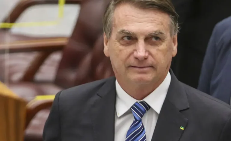 Deputado do PT é condenado a pagar R$ 20 mil a Bolsonaro por foto com IA: entenda o caso