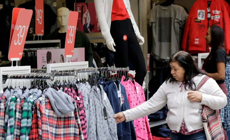 Dia dos Namorados 2023: Copa do Mundo Afeta Compras? XP Investimentos Revela Impacto Real no Varejo Brasileiro