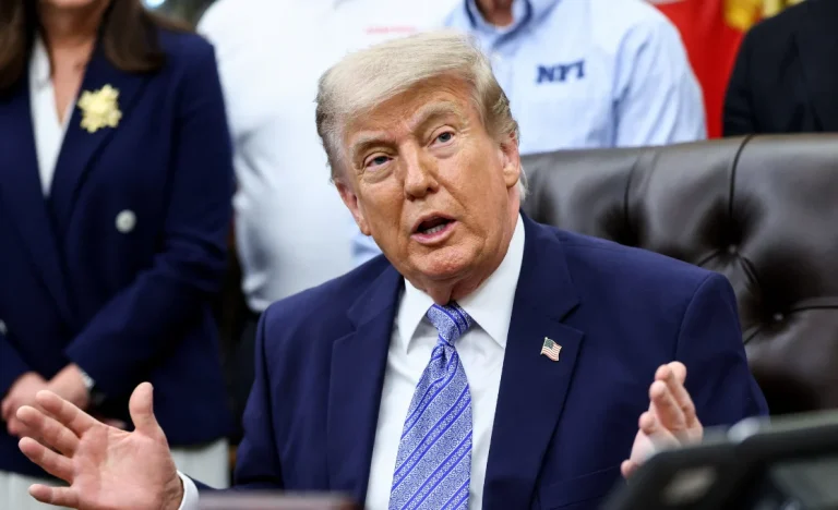Aprovação de Trump em Baixa Histórica: Crise com Irã e Alta da Gasolina Pressionam Presidência