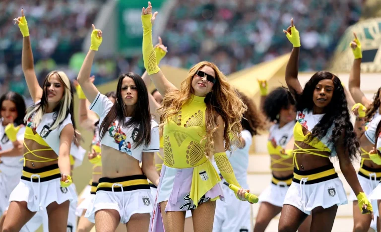 Show de Abertura da Copa do Mundo 2026: Maná, Shakira e os Divertidos Bonecos Labubus Encantam o México!