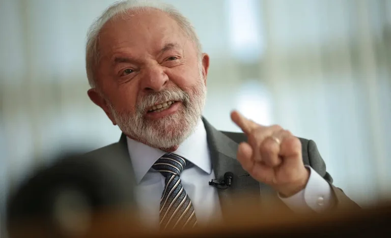 FGTS: Saques Extraordinários em Governos Anteriores Superam R$ 168 Bilhões, Enquanto Governo Lula Liberou R$ 34,7 Bilhões