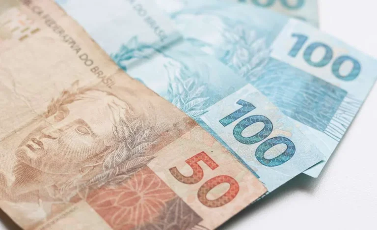 Selic a 14,25%: Descubra quanto R$ 10 mil rendem em CDB, LCA e Tesouro Direto com a taxa atual
