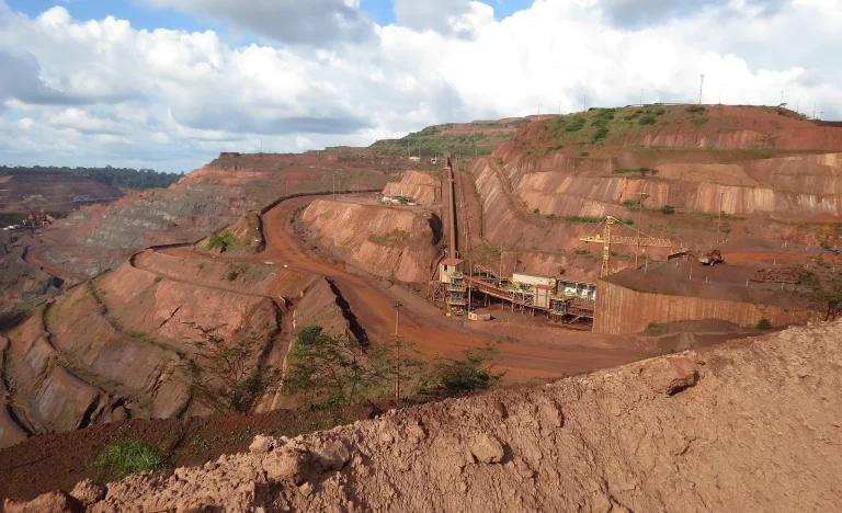 Janela de Oportunidade para Minerais Críticos no Brasil: Especialistas Alertam para Prazo Curto e Desafios Estratégicos