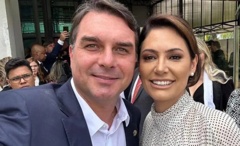 Flávio Bolsonaro minimiza conflito com Michelle e foca em união: ‘Página virada’ para eleições