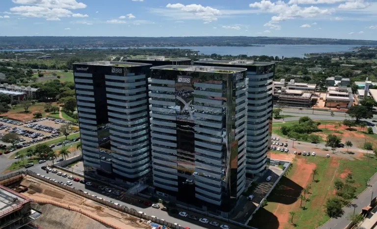 Governo do DF Nega Uso de Tesouro Distrital para Salvar BRB, Afirma que Alegações São “Desserviço à Economia Popular”