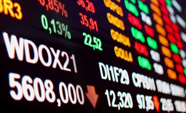 Ibovespa em Queda Livre: Nova Tarifa de Trump e Petróleo em Baixa Abalam Mercado Brasileiro