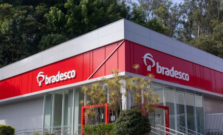 Bradesco (BBDC4): Aumento de capital de R$ 10 bi choca mercado e derruba ação; entenda o risco