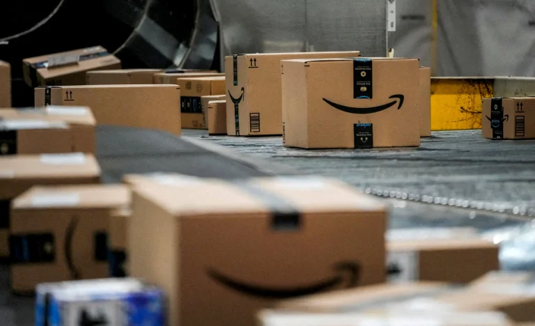Amazon Acelera na Era da IA: Investimentos Turbinados na Nuvem para Liderar o Futuro Tecnológico