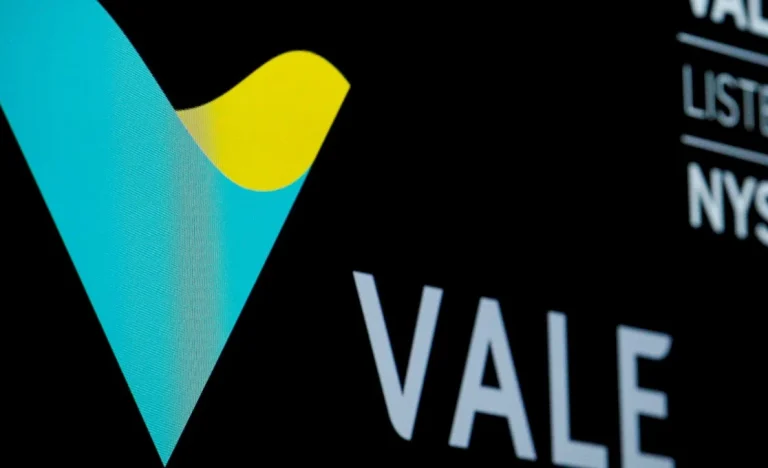 Vale (VALE3): Lucro cai 43%, mas balanço do 2T26 surpreende analistas com Ebitda e caixa acima do esperado; veja o que fazer com as ações
