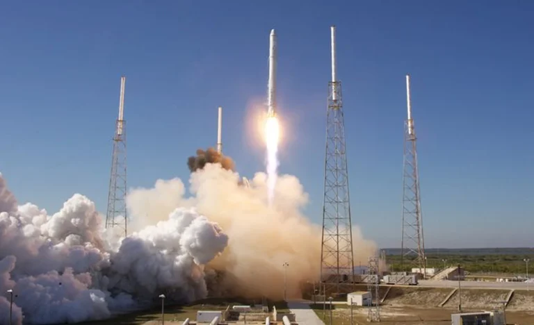 SpaceX (SPCX) em Queda Livre: IPO Histórico Virou Armadilha ou Oportunidade de Ouro para Investidores de Elon Musk?