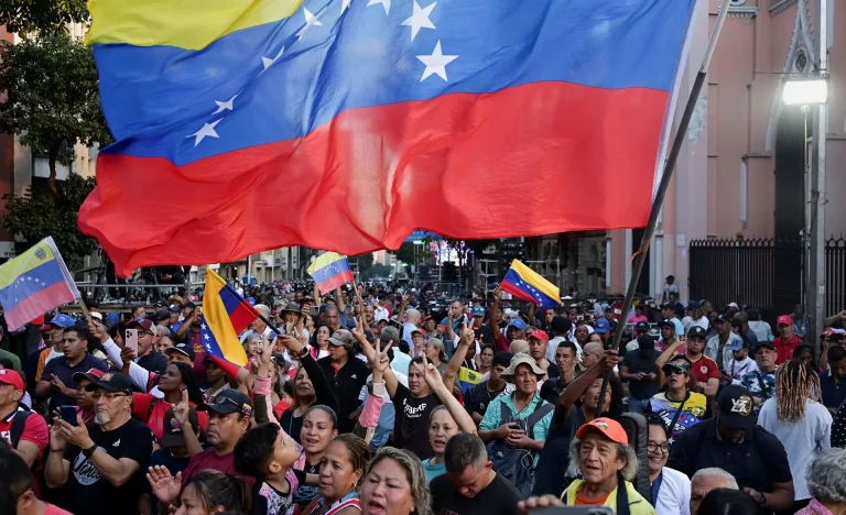EUA Liberam Grandes Petrolíferas para Retomar Operações na Venezuela, Abrindo Caminho para Novos Investimentos e Produção de Petróleo