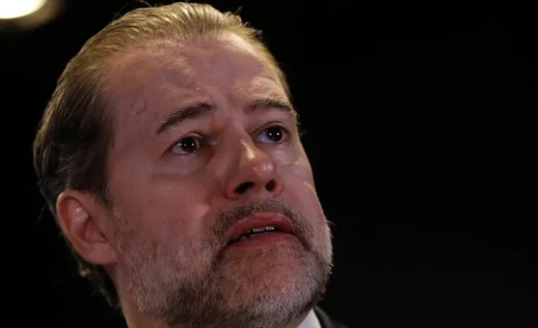 Caso Master: Hugo Motta defende Toffoli, minimiza revelações e critica “afã de atacar conduta” na mídia
