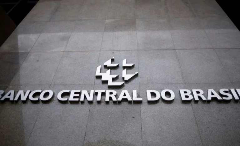 BC Anuncia Venda de US$1 Bilhão e Swap Reverso Nesta Quinta: Entenda o Impacto no Mercado Cambial