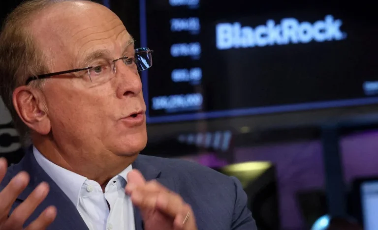 Larry Fink da BlackRock Alerta: IA Pode Ampliar Abismo Entre Ricos e Pobres, Aumentando Concentração de Riqueza