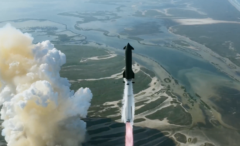 Starship V3 da SpaceX: Novo Foguete Gigante Completa Primeiro Voo Histórico no Texas Rumo à Lua e Marte